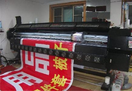 南丹喷绘广告分辨率是多少？